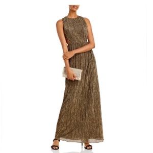 BCBGMAXAZRIA Women's Metallic Pleated Cut Out Long Evening Dress Gown, small
